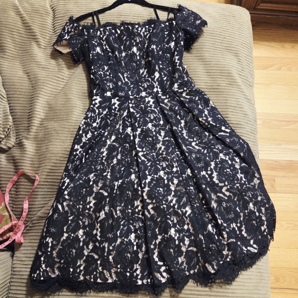 Elegant Black Lace Off-Shoulder Dress. NWT!